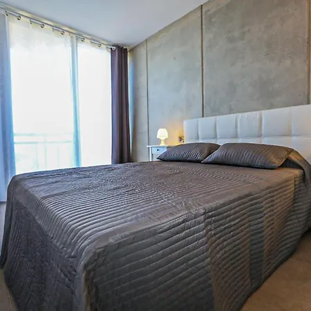 Ciutadella P C B 2 1 Only Families * Cambrils